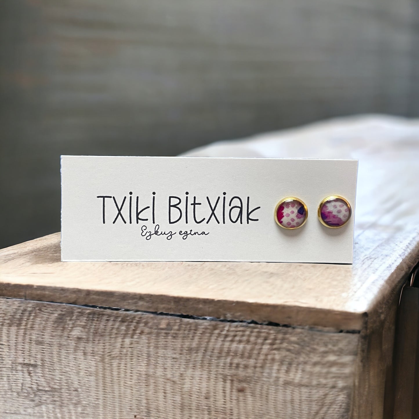 Pendientes tipo botón (stud) en acero inoxidable dorado