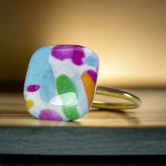 Anillo de acero dorado y papel (tamaño ajustable)